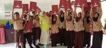 foto kengiataan maulid nabi dan penerimaan rapor 